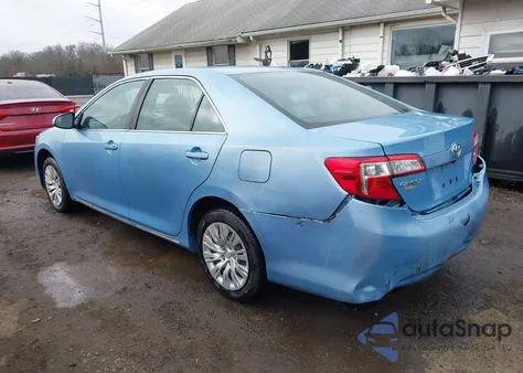 2012 Toyota Camry Le z USA, uszkodzony, nr VIN 4T1BF1FK0CU528751
